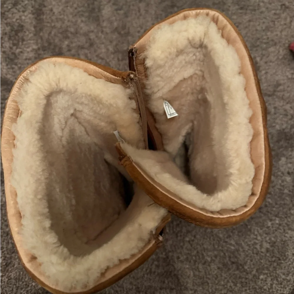 UGG Tall Kenly Boot - Chestnut Size 8 - Picture 5 of 7